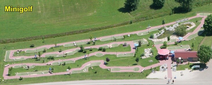 Minigolfplatz und Biergarten Nienhauser Park – Bild 4