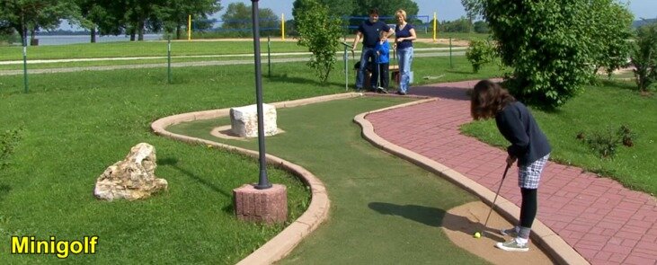 Minigolfplatz und Biergarten Nienhauser Park – Bild 6