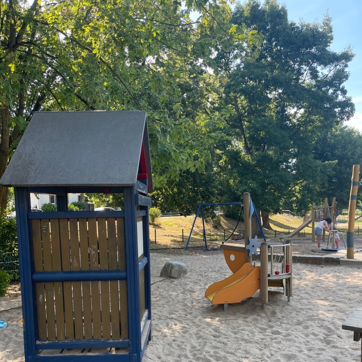 Spielplatz am Weihergraben – Bild 2