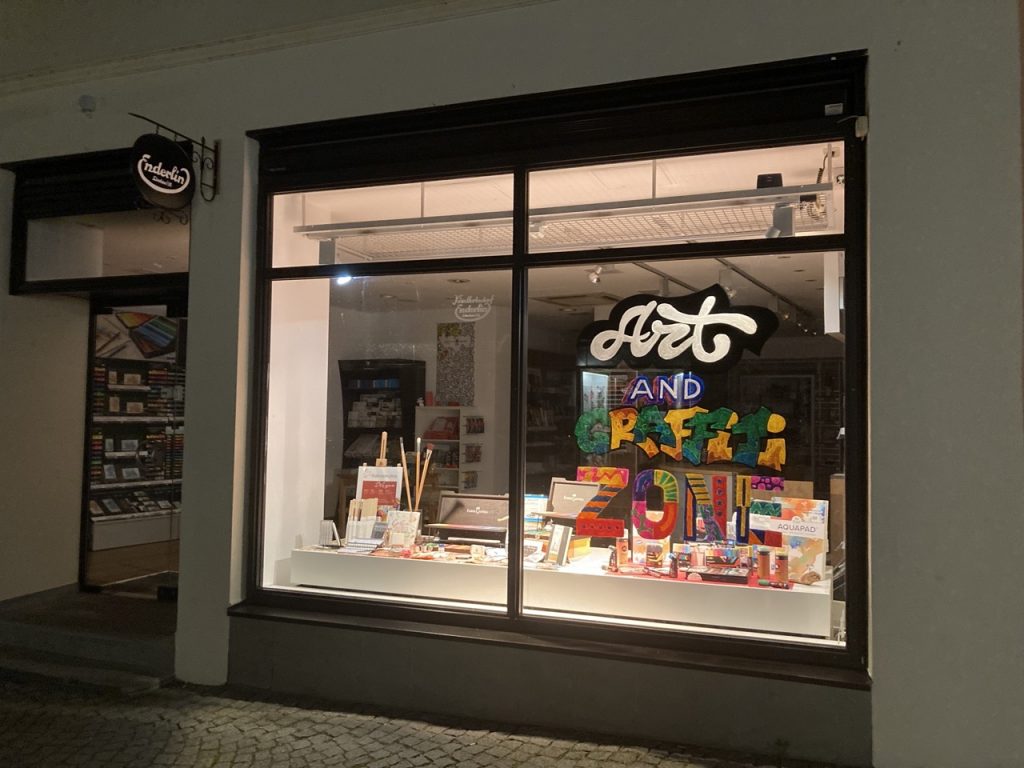 Papier-Enderlin / Schreibwaren & Spielwaren – Bild 2