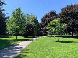 Lusted Park – Bild 2