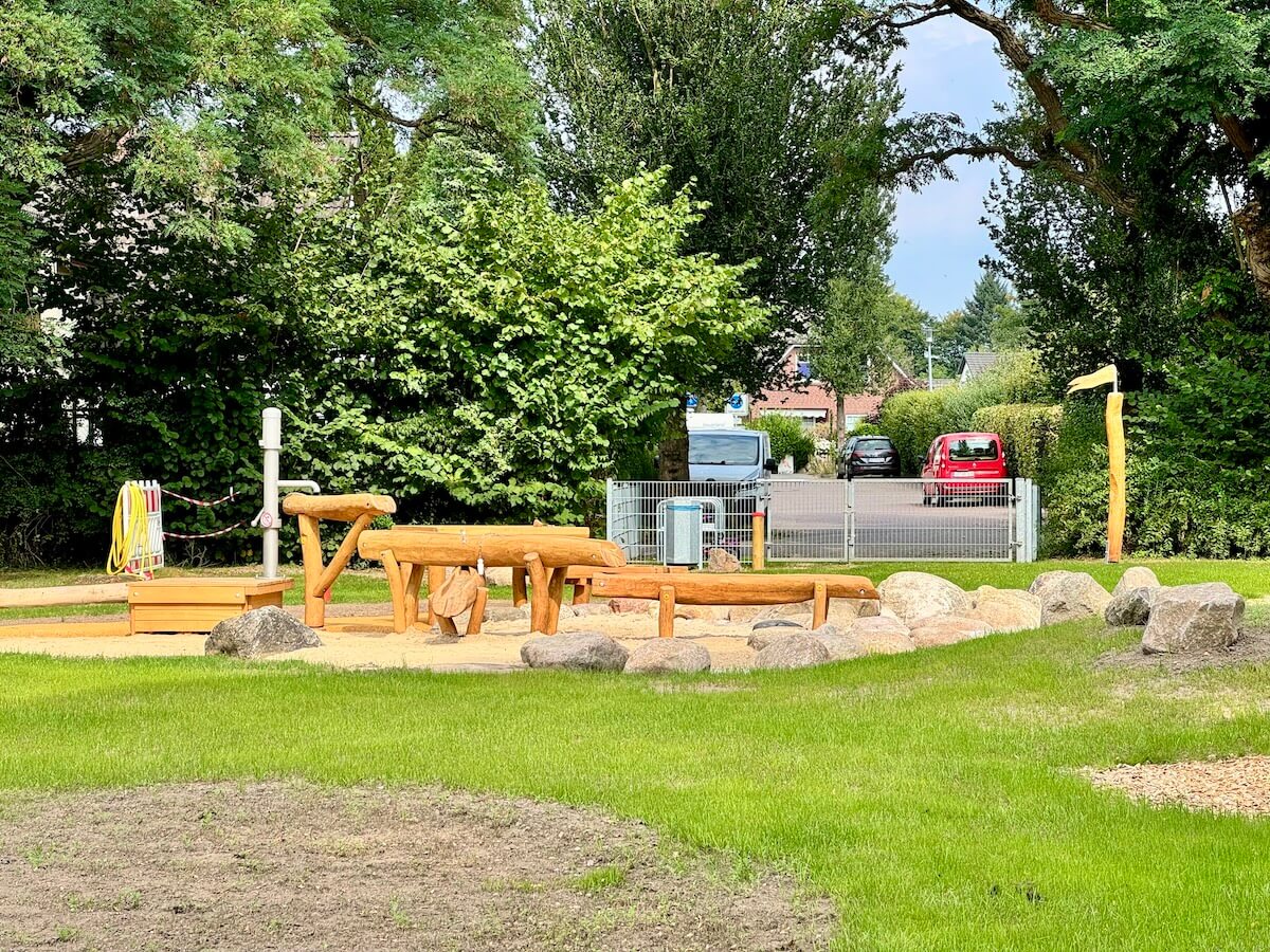 Spielplatz Lilienweg – Bild 3