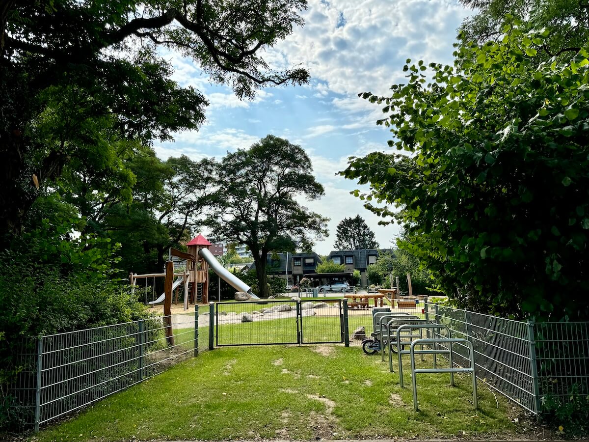 Spielplatz Lilienweg – Bild 4