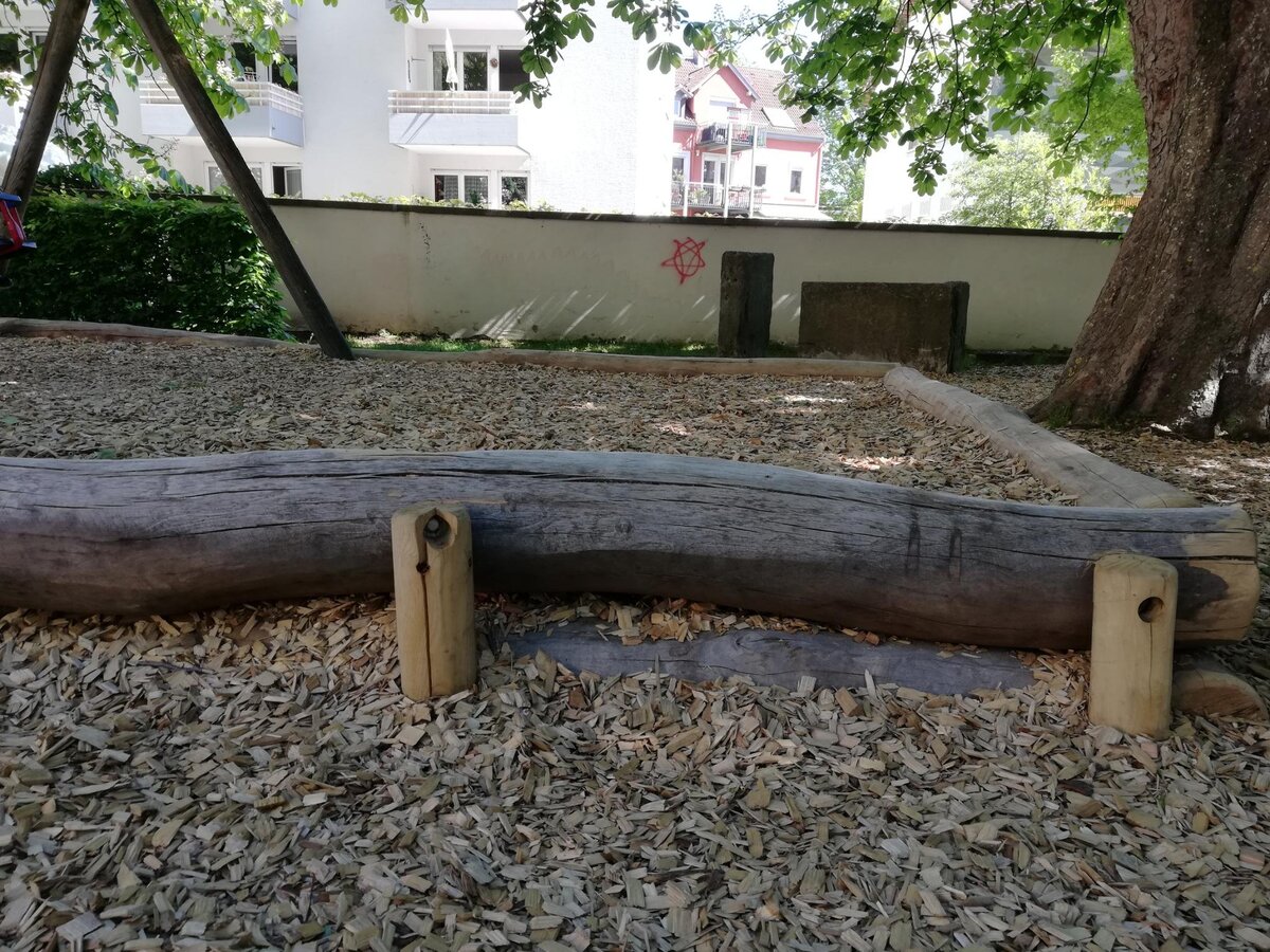 Spielplatz Katzgasse – Bild 2