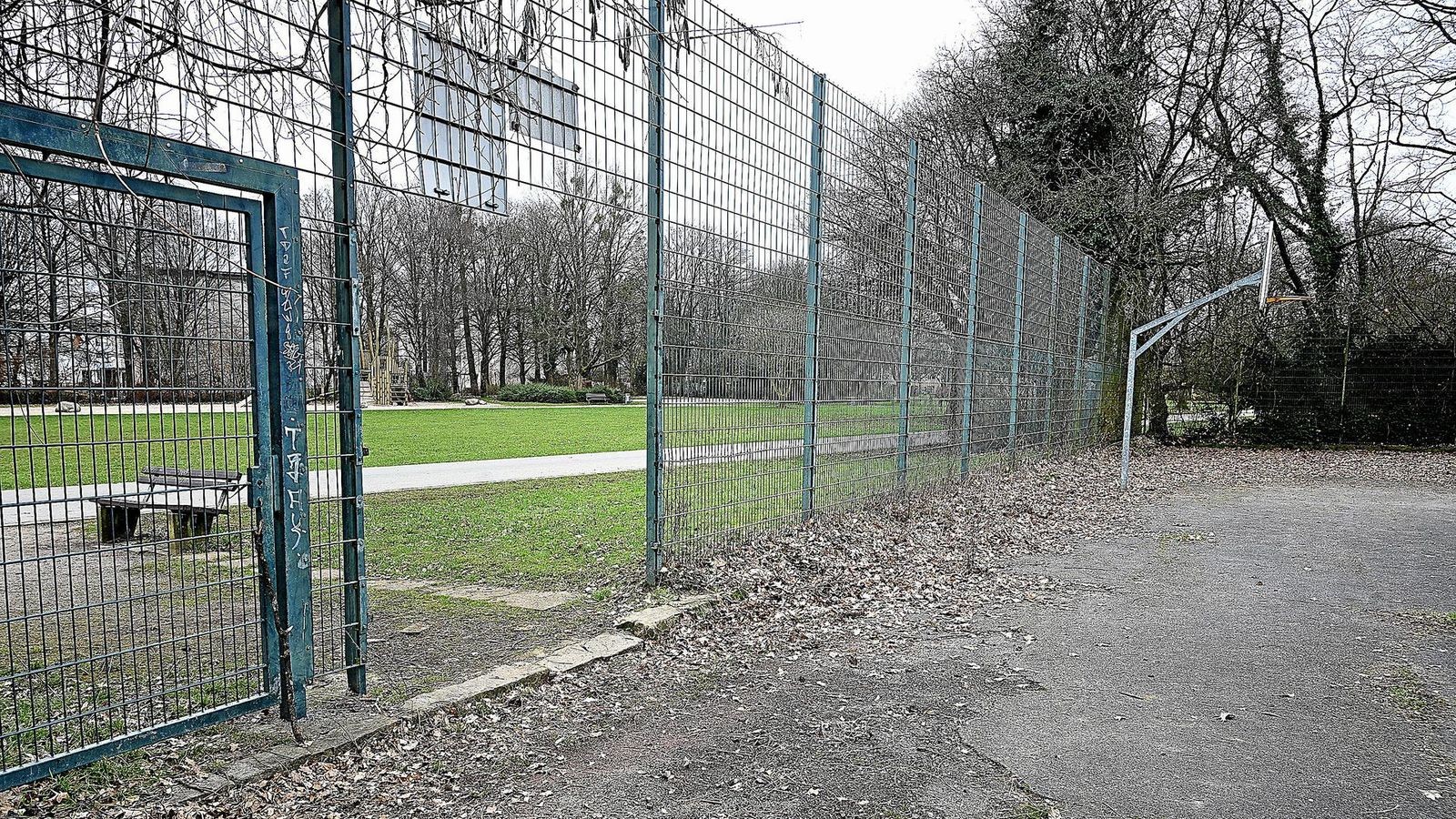 Bolzplatz – Bild 2