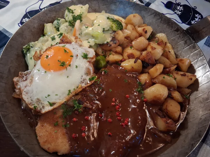 Lintel's Kotten Restaurant & Café - Ishak Nihal – Bild 4