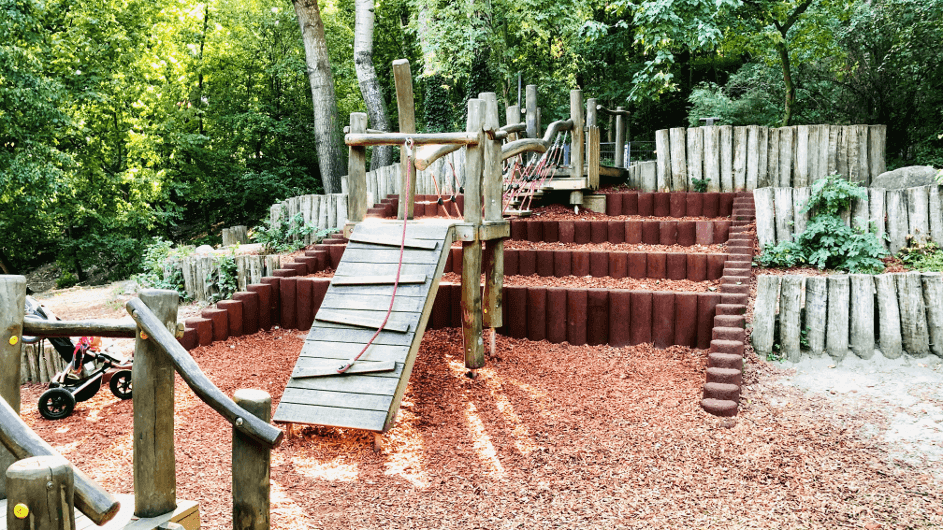 Indianer-Spielplatz im Volkspark Friedrichshain – Bild 3