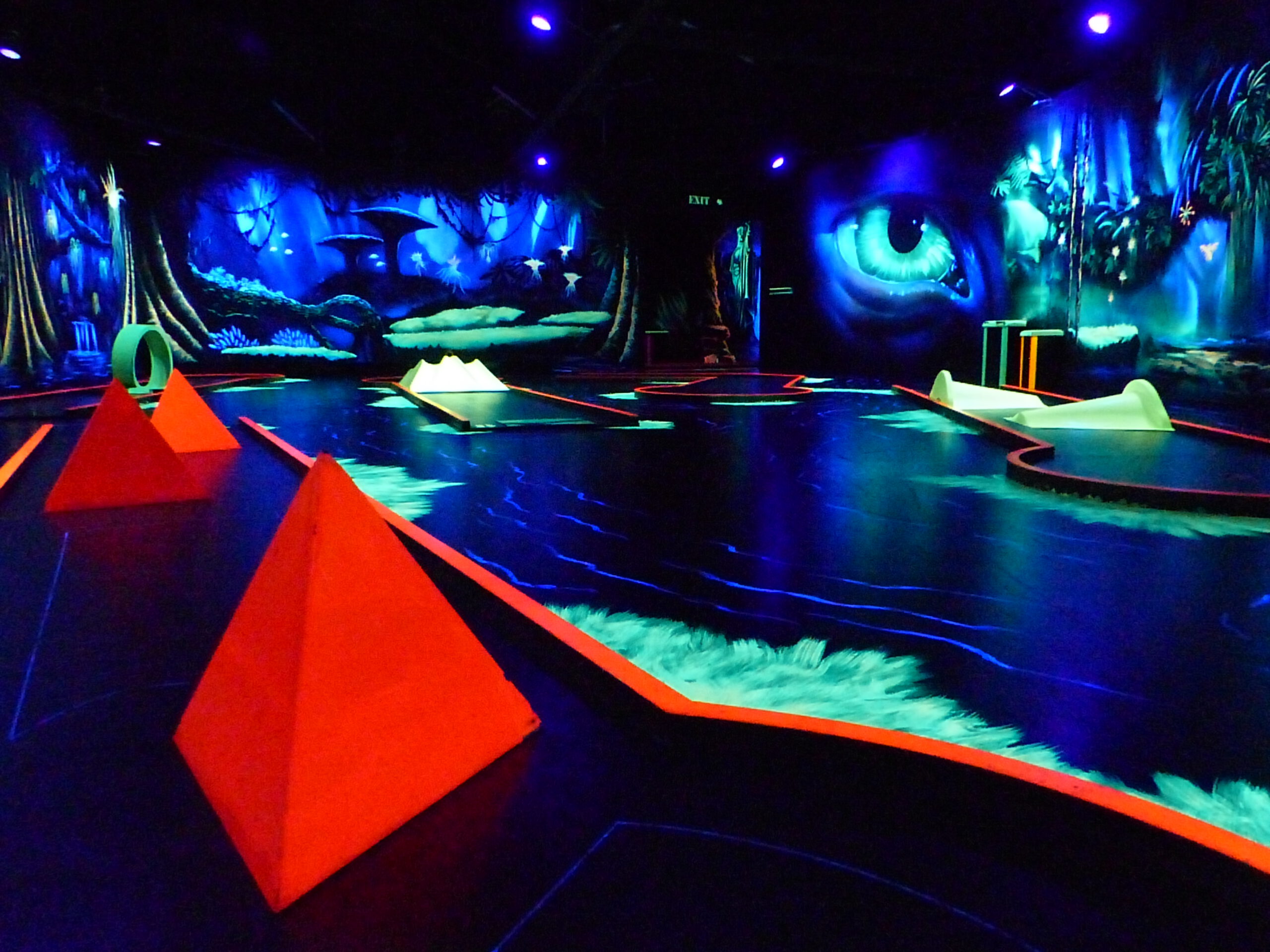 Extreme Bowlingarena - Twenty-Lanes Bowling GmbH – Bild 3