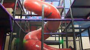 Kids playground in Struthers Park – Bild 3