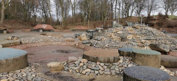 Spielplatz Haus Rott – Bild 1