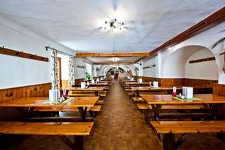 Drexler-Leeb Weinbau-Heuriger – Bild 1