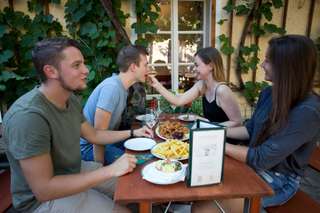 Drexler-Leeb Weinbau-Heuriger – Bild 2