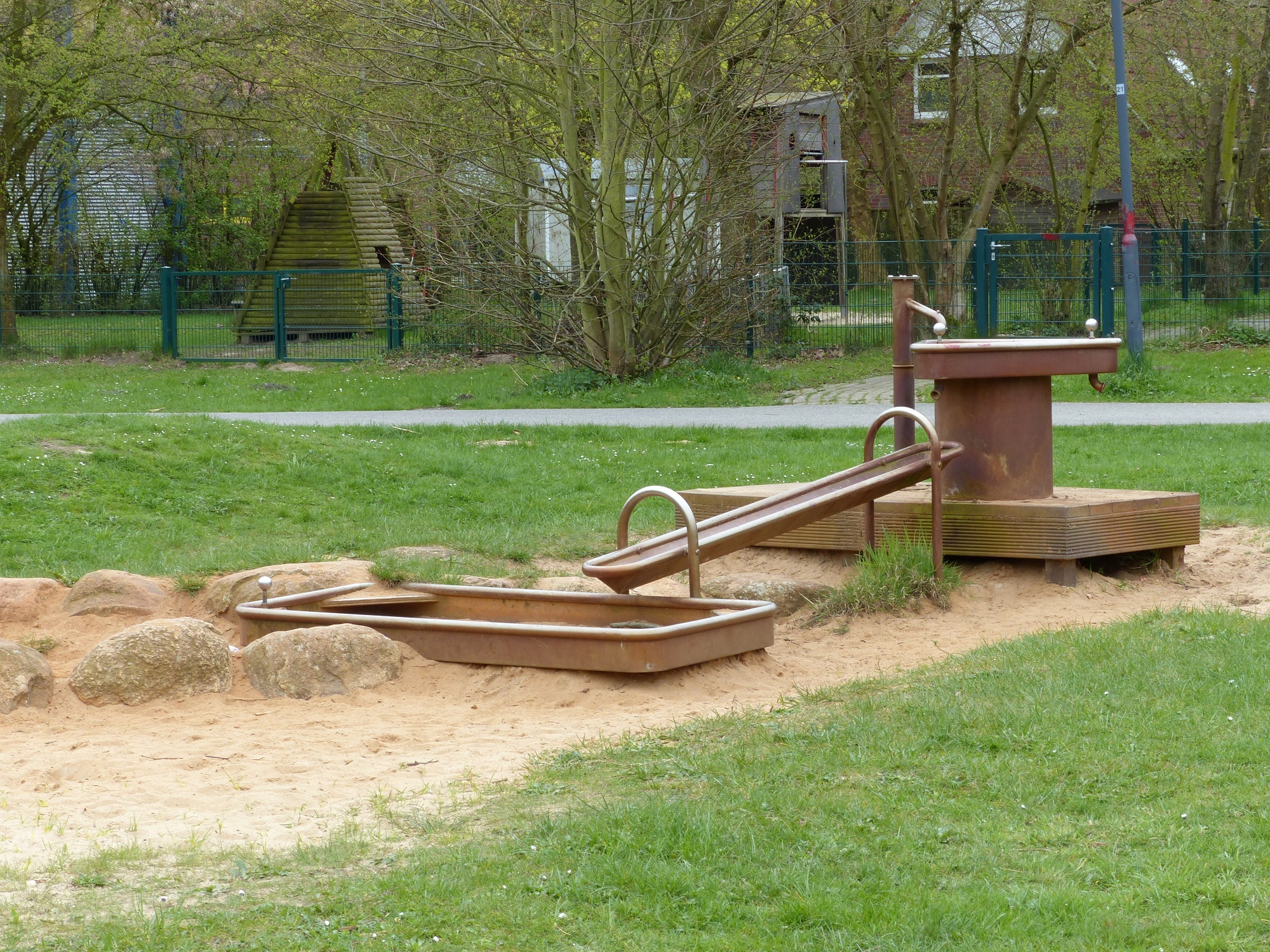 Spielplatz Stockfeld – Bild 1