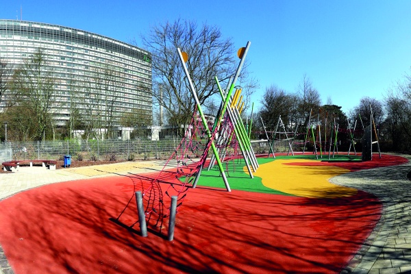 Spielplatz Holmbrook – Bild 3