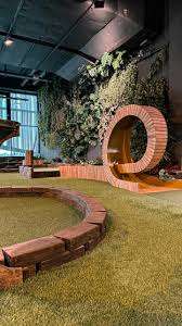 Balls&Clubs Minigolf (inside DSTRCT ) Eingang 1 – Bild 2