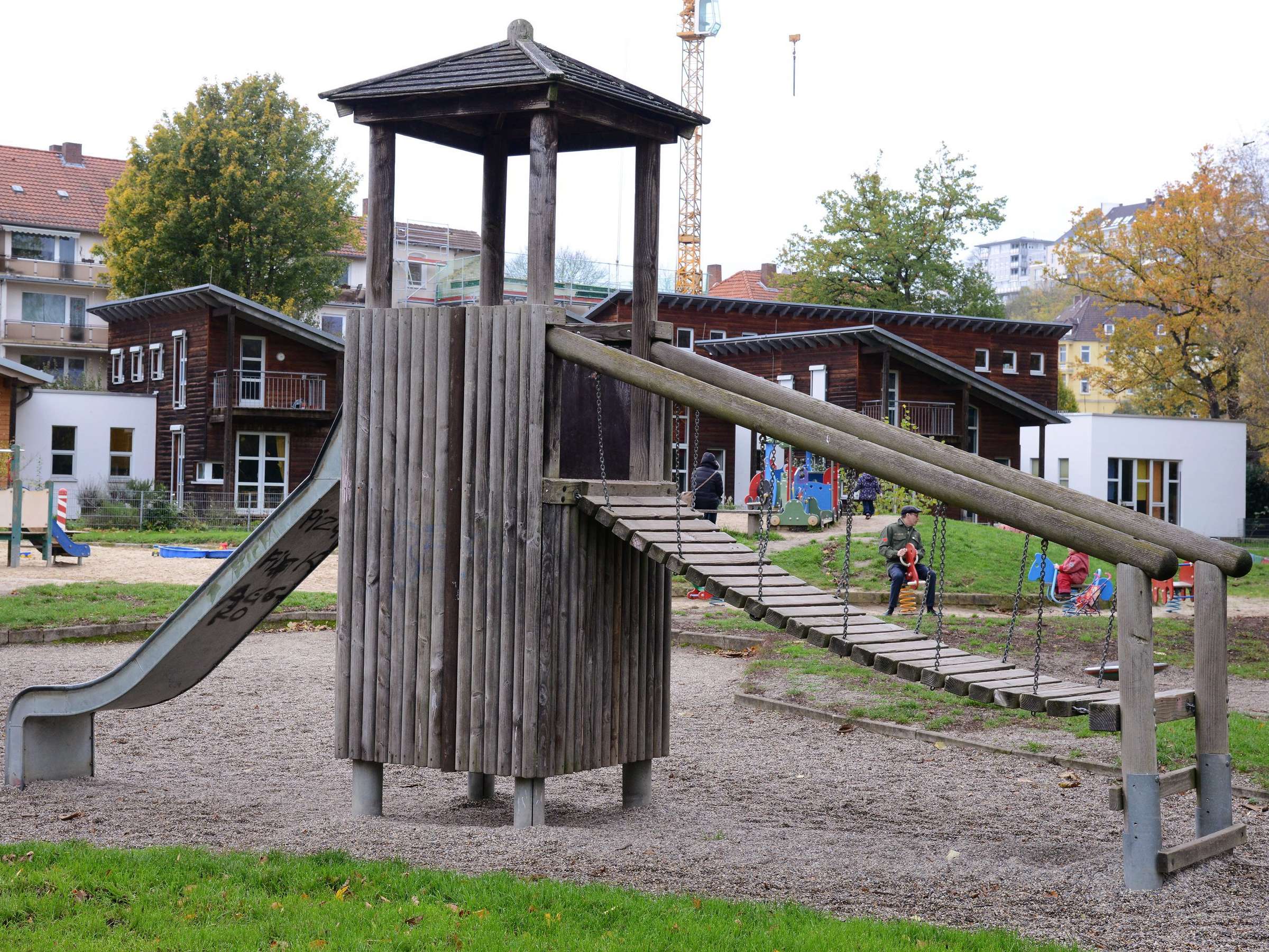 Erlebnisspielplatz Landaustraße – Bild 2
