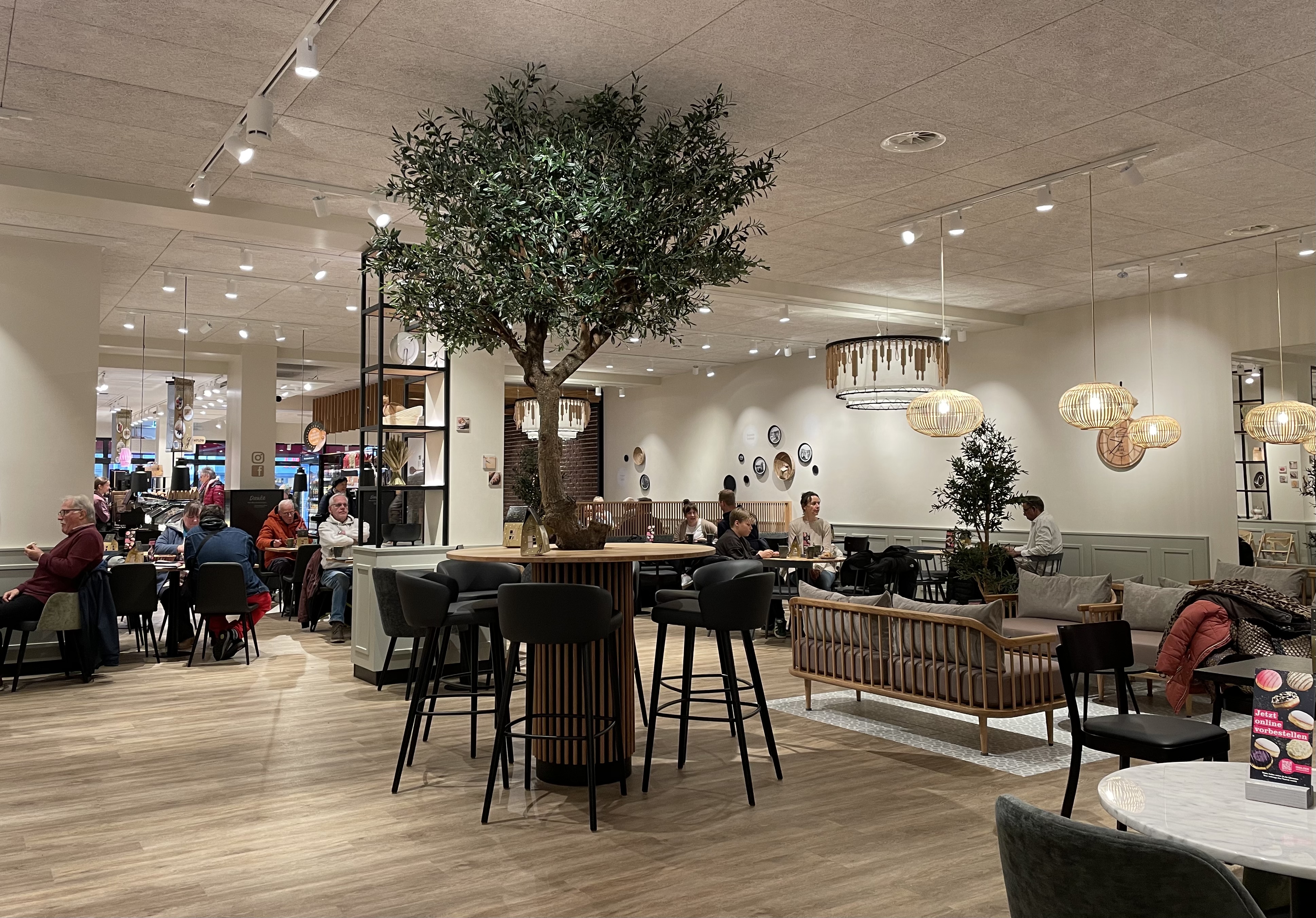 Junge Die Bäckerei. – Bild 6