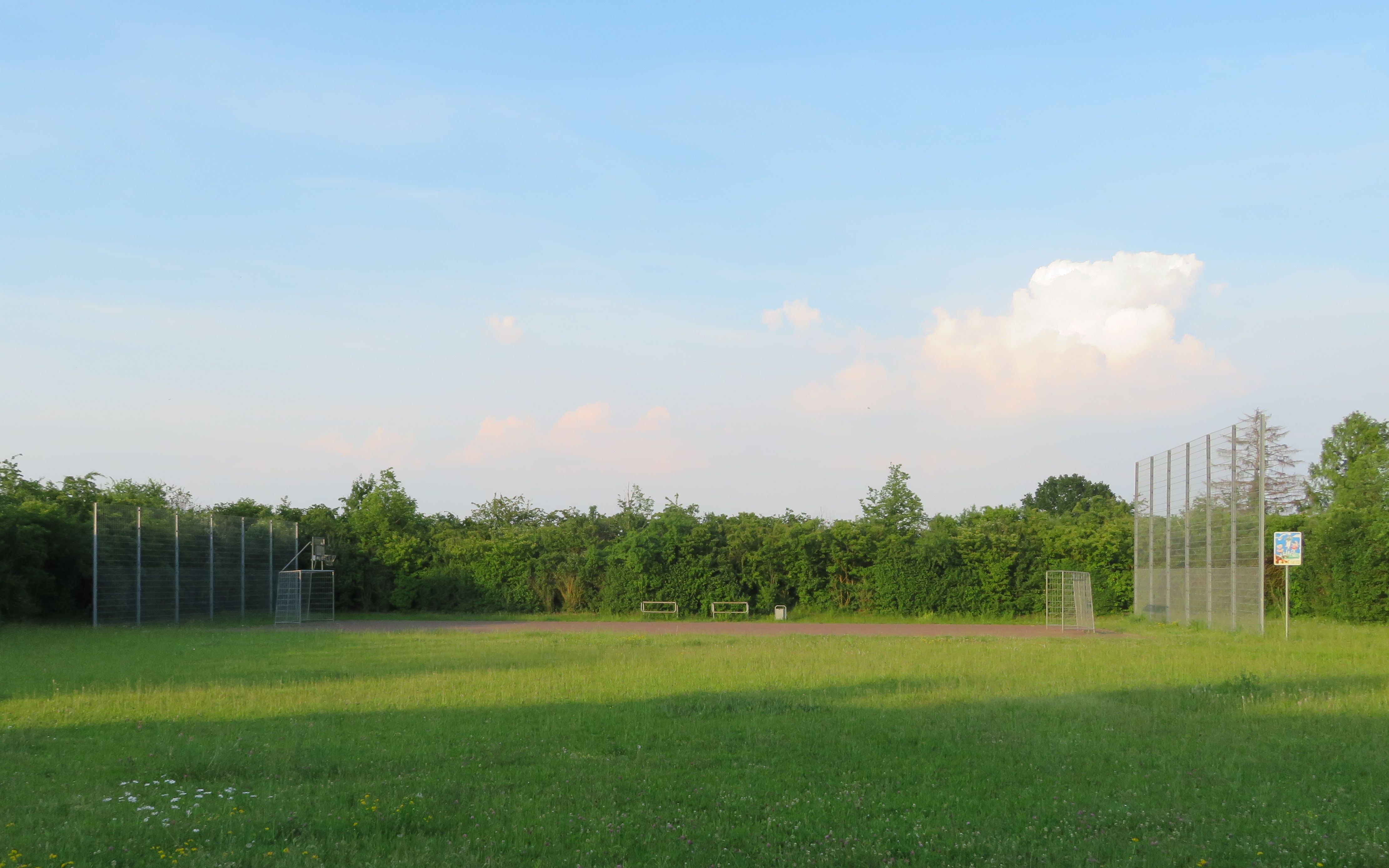 Bolzplatz – Bild 2