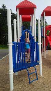 Colonel John Stewart Elementary Playground – Bild 5