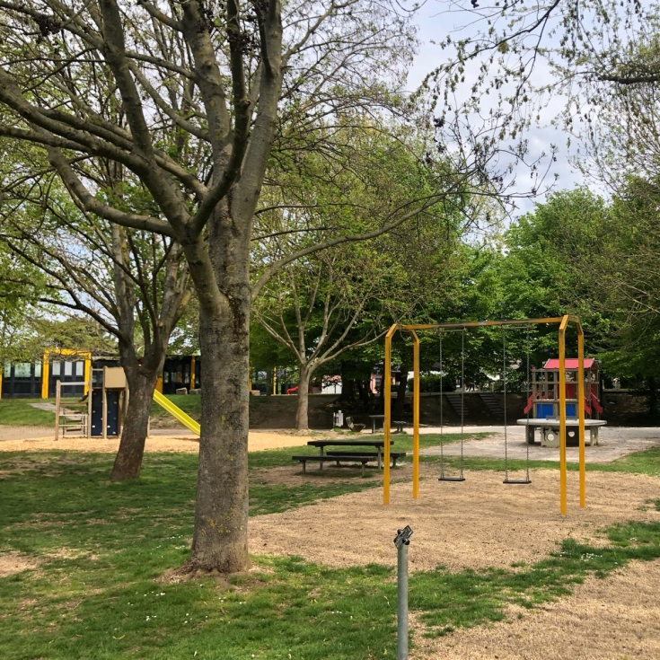 Spielplatz am Maiblumenweg – Bild 2