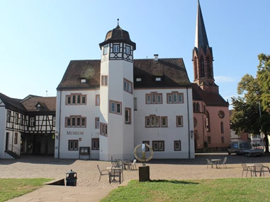 Spielplatz Schloßplatz – Bild 1