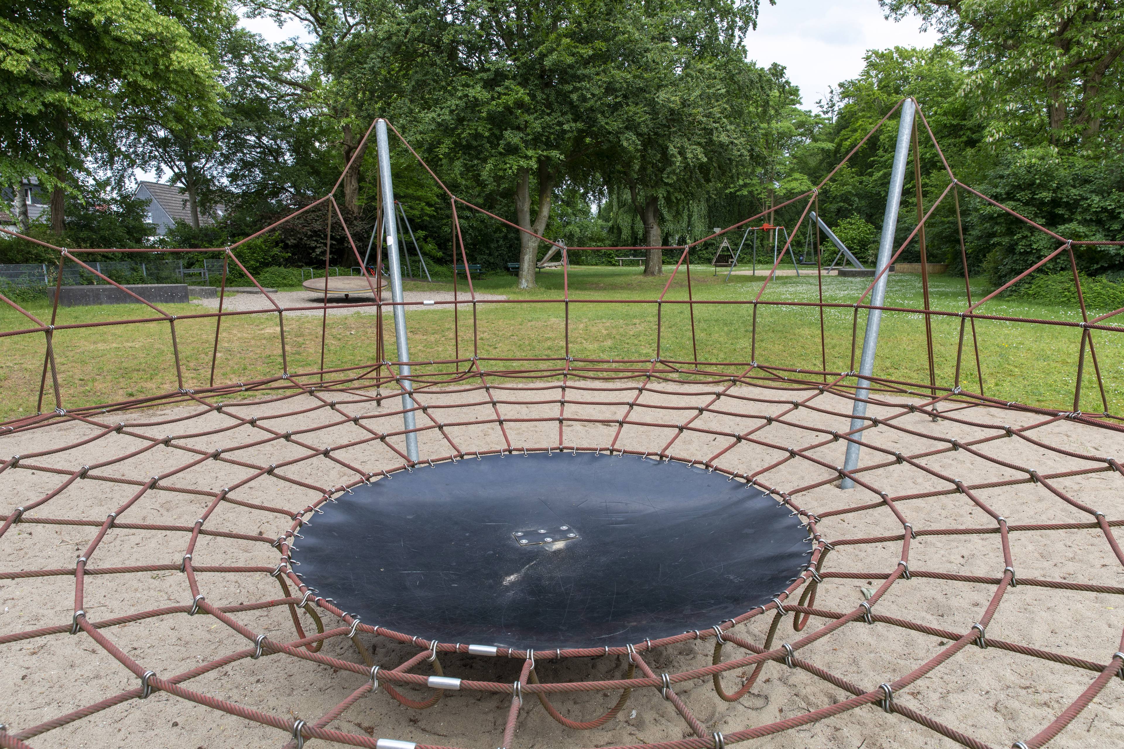 Kinderspielplatz Eichenplatz – Bild 2