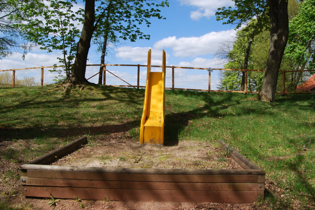 Spiel- und Grillplatz Ottlar – Bild 2