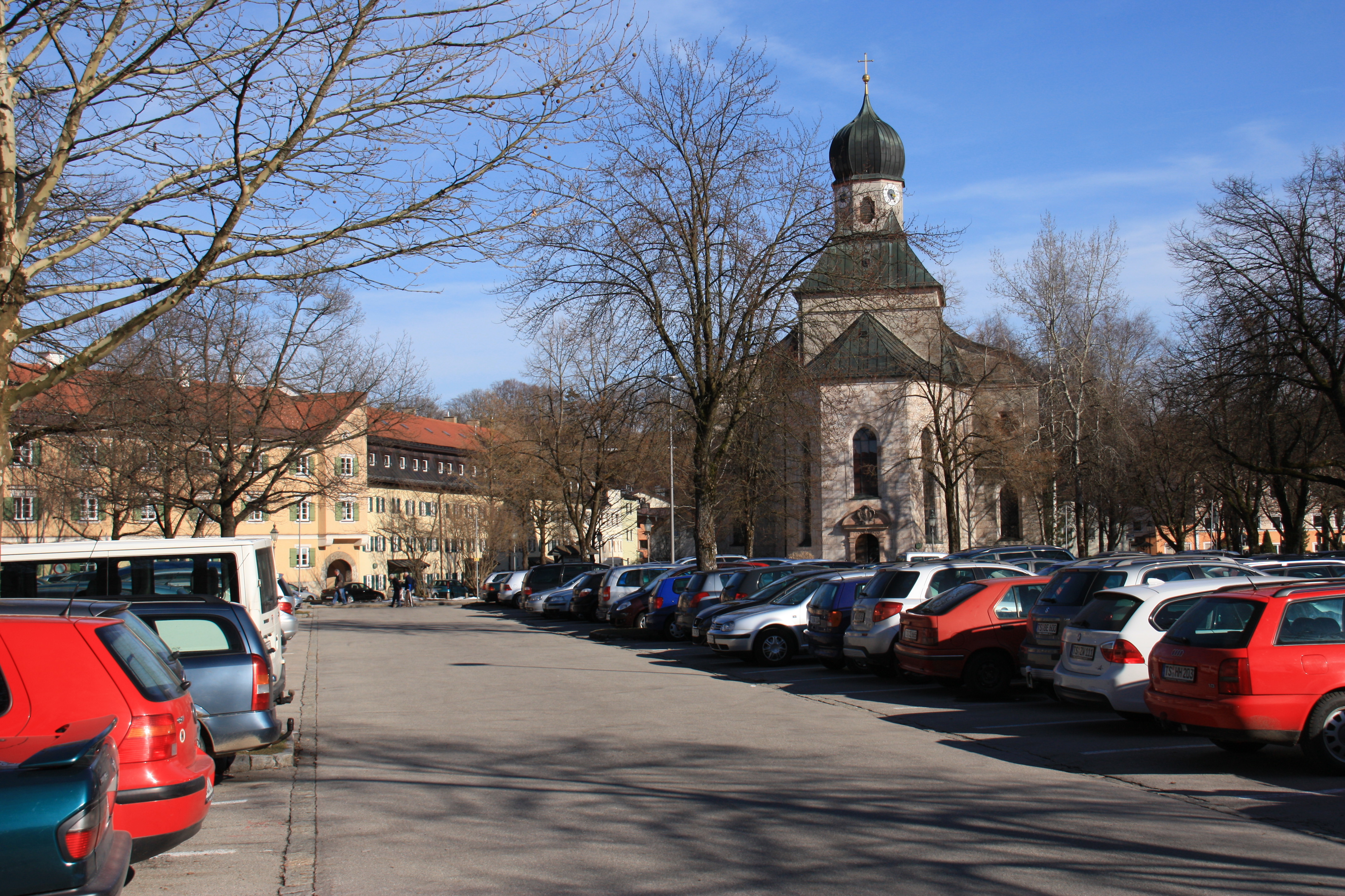 Spielplatz in der Au – Bild 1