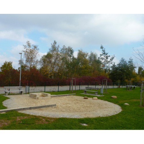 Spiel- und Bolzplatz – Bild 4