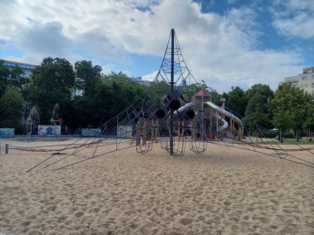 Abenteuerspielplatz Hegelstraße, Magdeburg – Bild 3