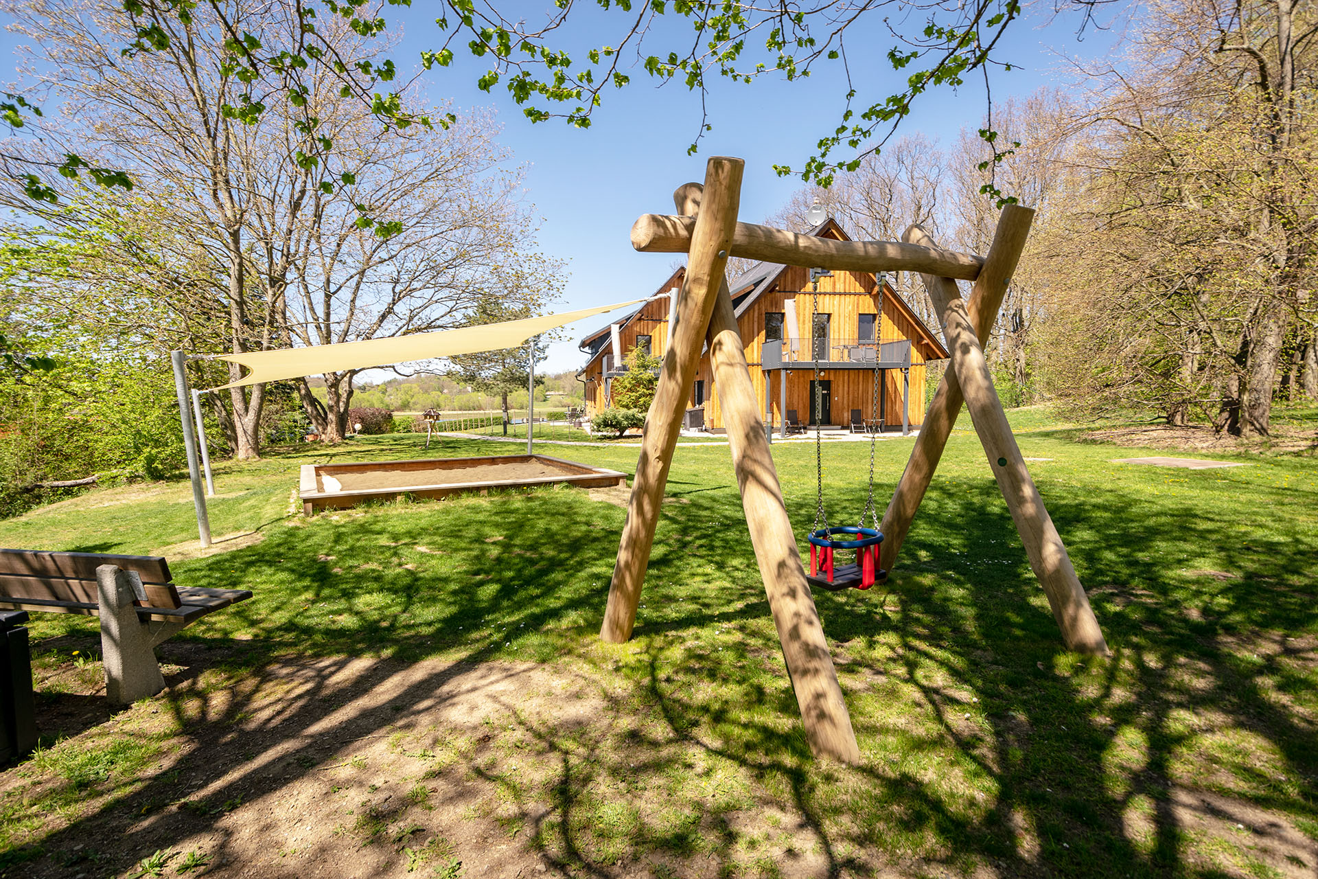 Spielplatz Schlosshalbinsel – Bild 1