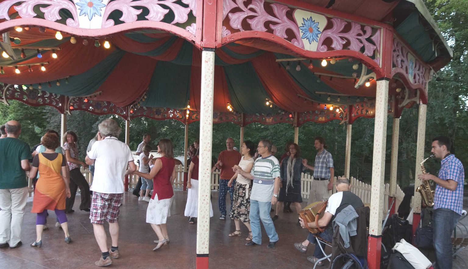 Eliszis Jahrmarktstheater und TangoZelt – Bild 3