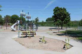 Zwicks Centennial Park North Field – Bild 3