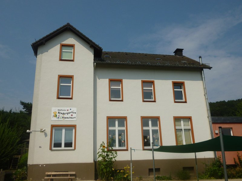 Dorfplatz Himmelmert – Bild 1