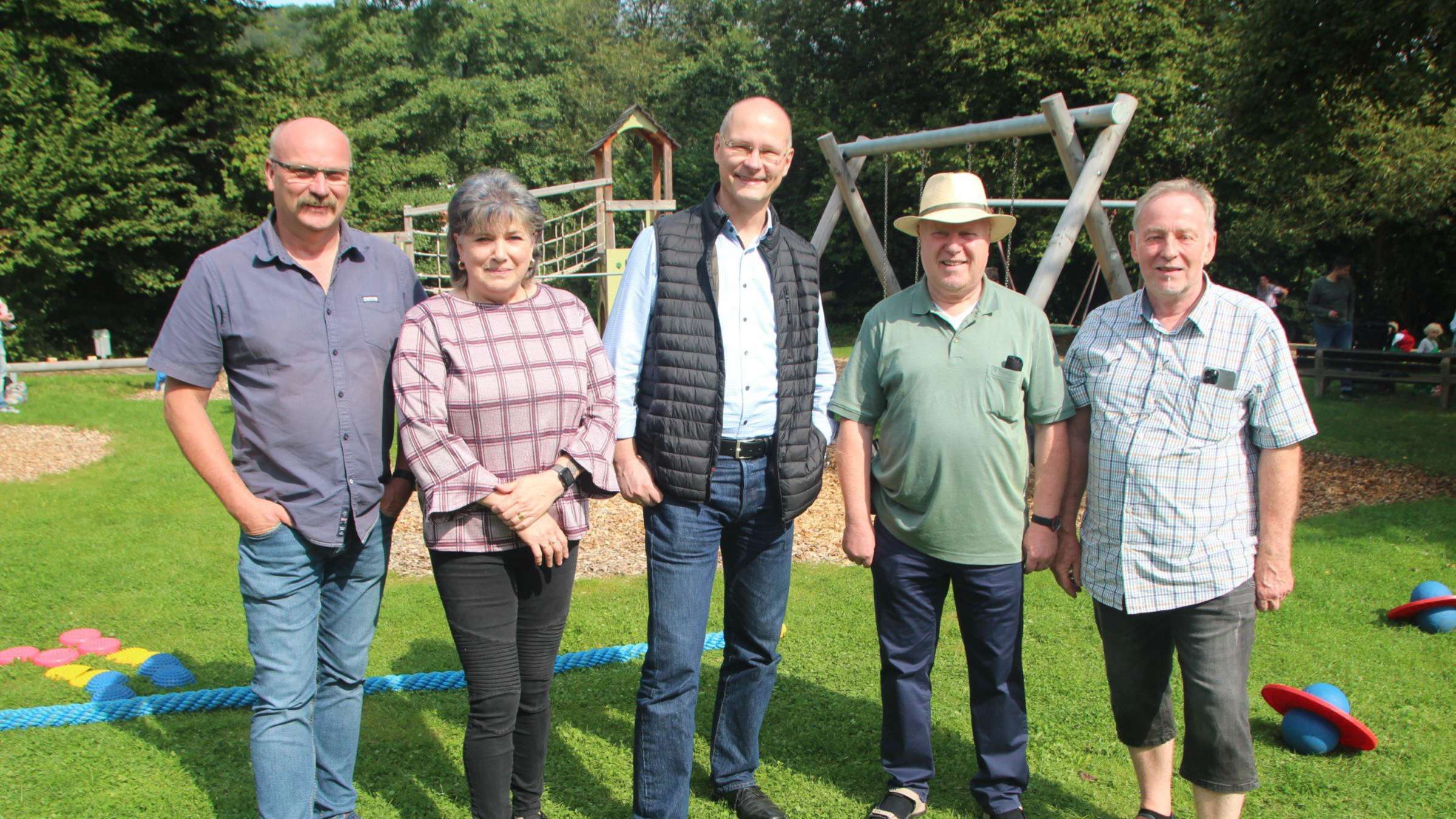 Dorfplatz Himmelmert – Bild 3