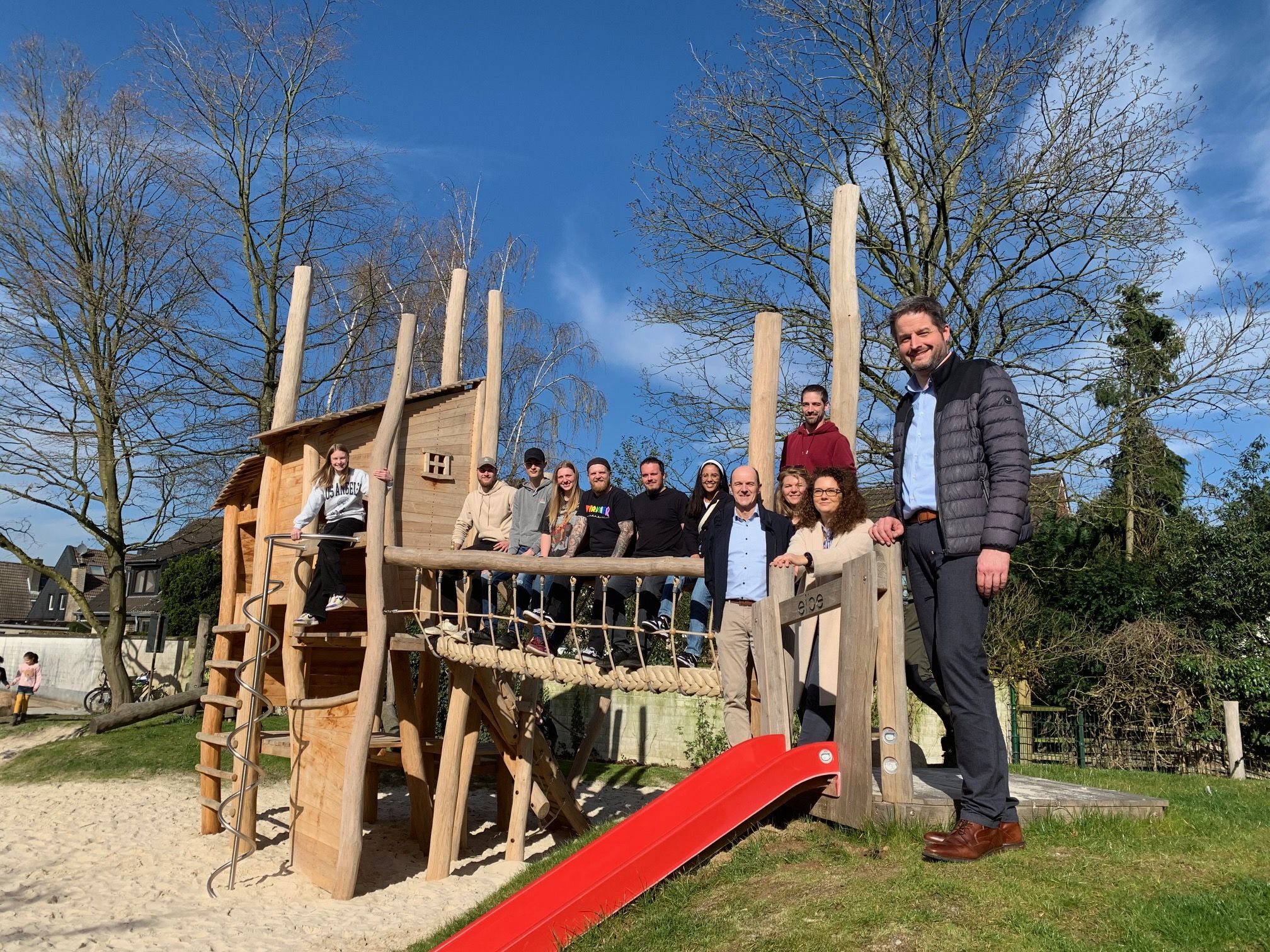 Spielplatz Ilbertzweg – Bild 1