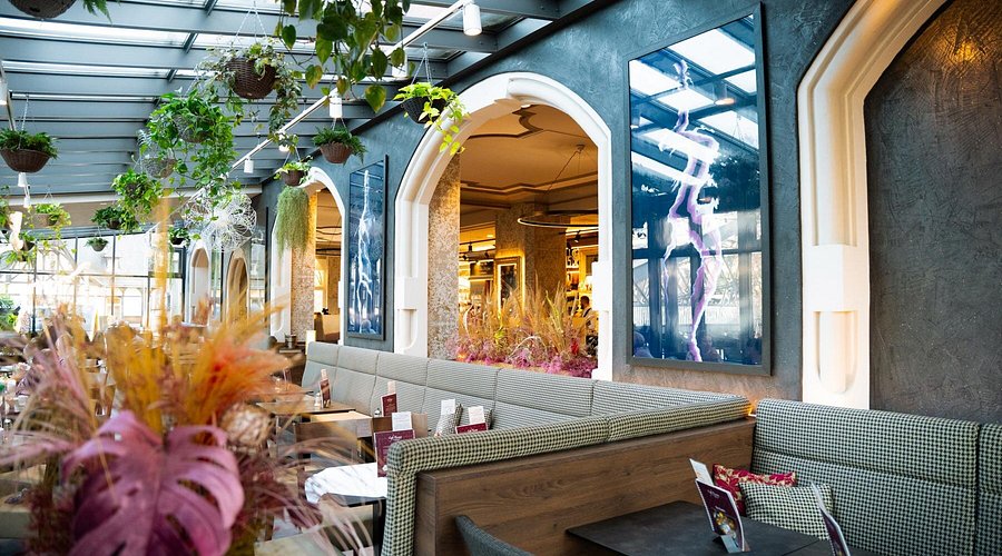 Café Toscana • Restaurant & Patisserie – Bild 2