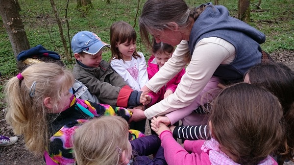 Abenteuer am Leimbach - Erlebnispädagogik - Kindergeburtstage und Bogenschießen für Kinder – Bild 6