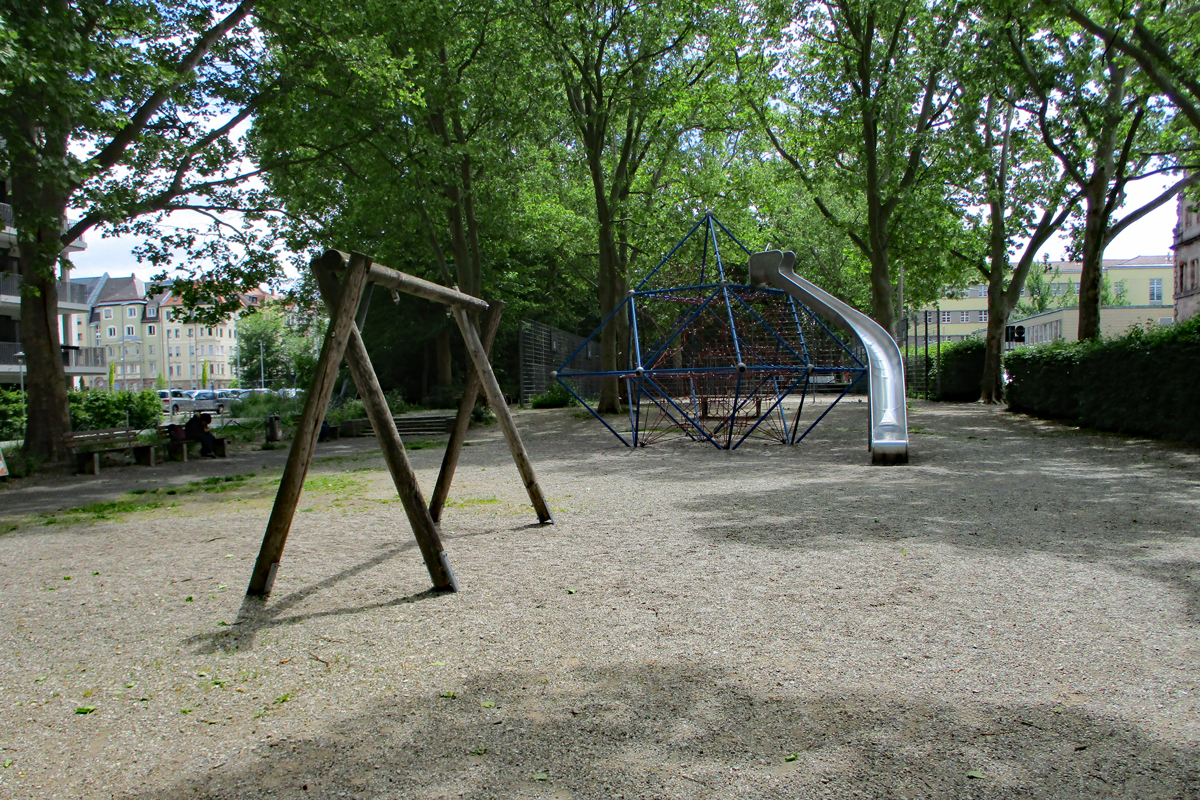 Spielplatz Prof.-Ernst-Nathan-Straße – Bild 3