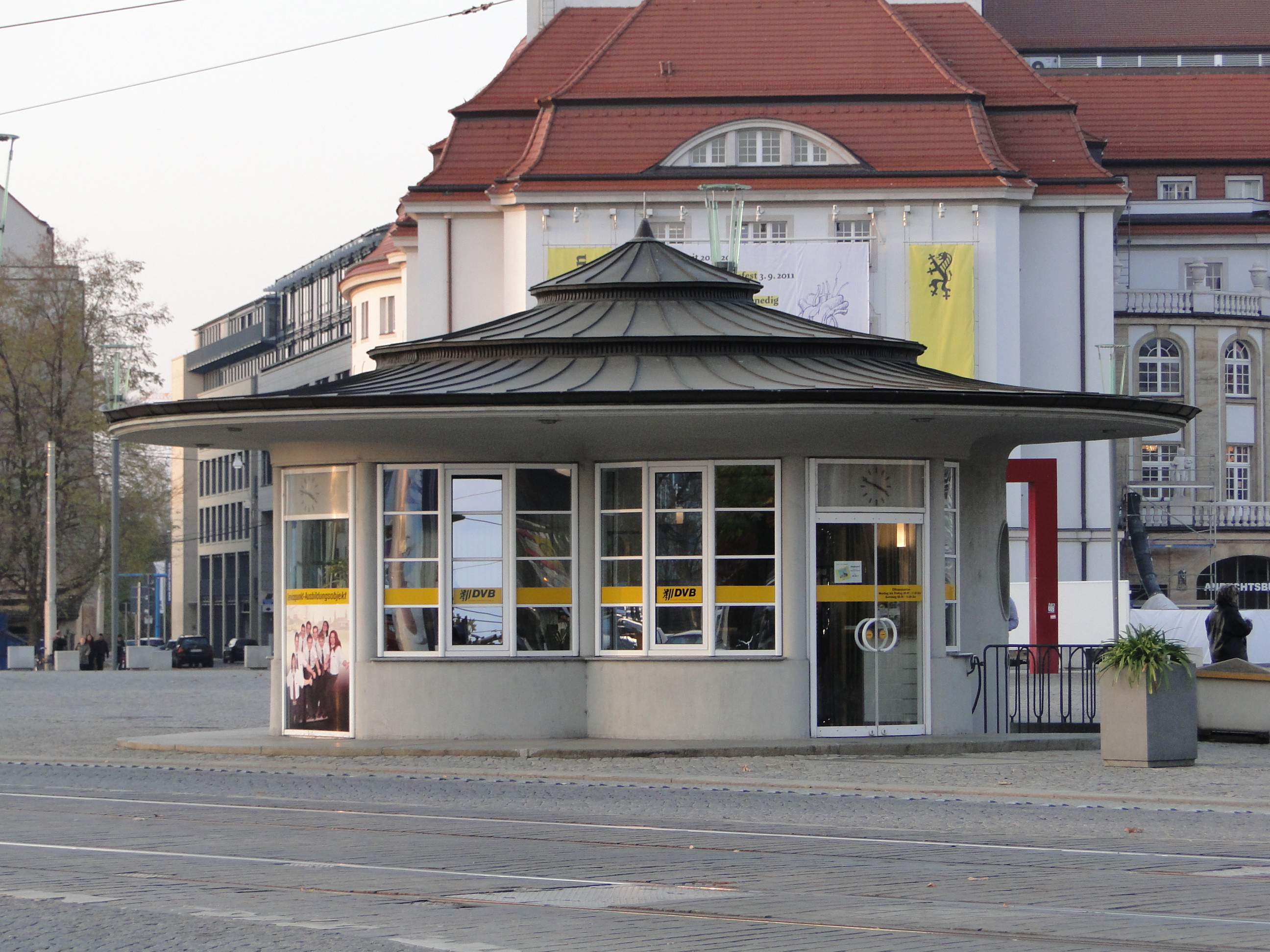Käseglocke Dresden - Bar und Café – Bild 6