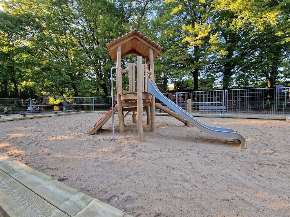 Spielplatz Prinz-Albrecht-Park – Bild 1