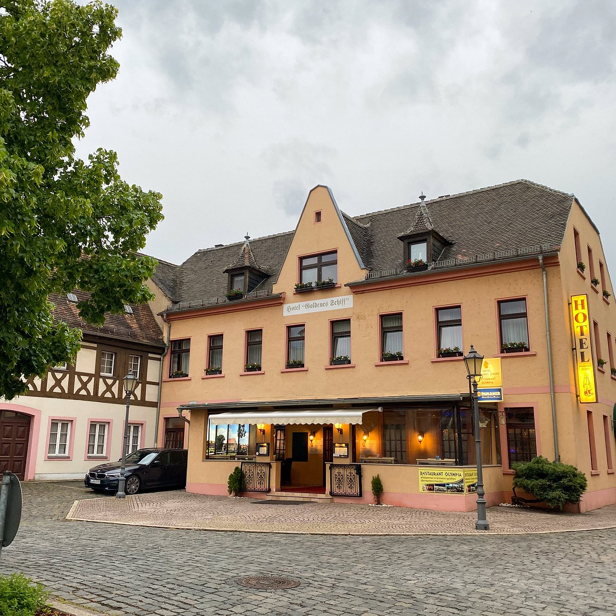 Hotel Goldenes Schiff – Bild 1