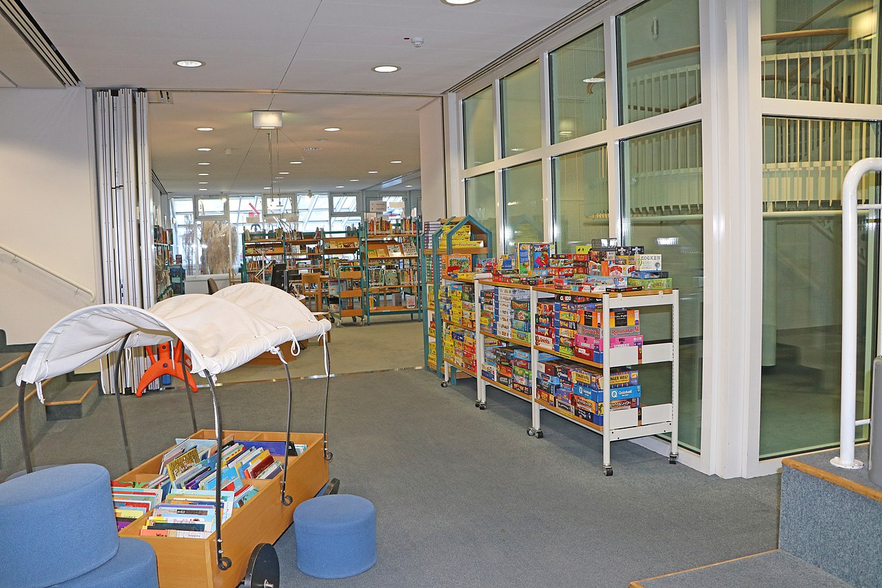 Medienzentrum - Stadtbibliothek Mitte – Bild 4