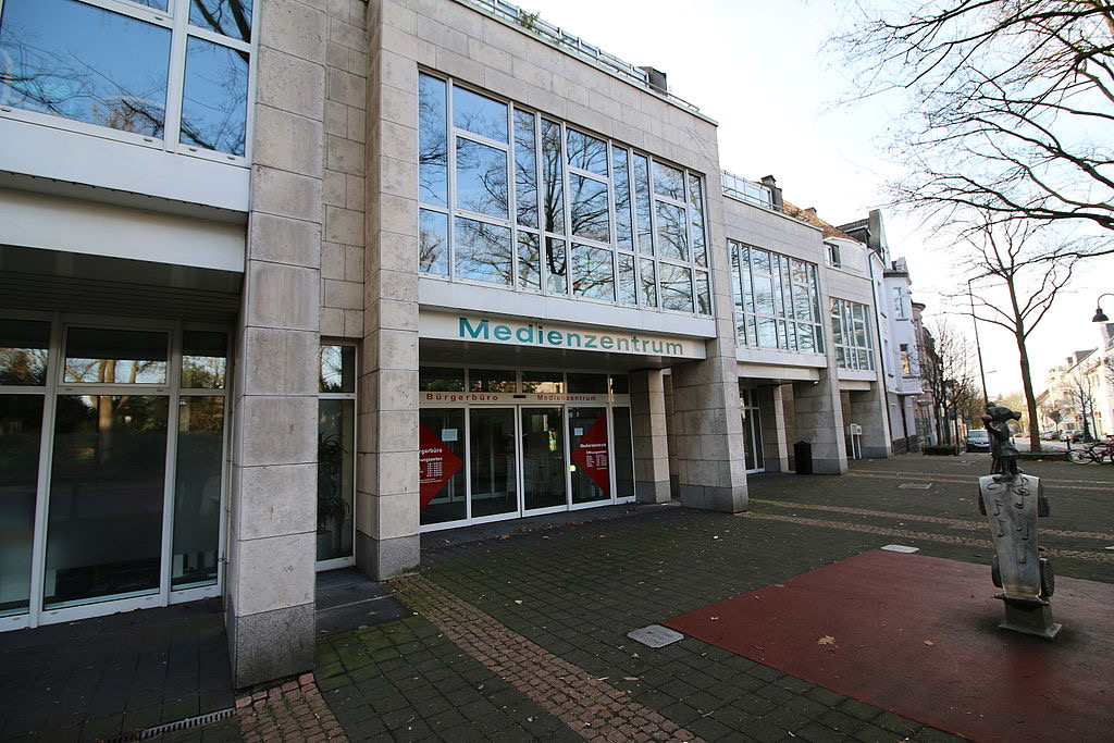 Medienzentrum - Stadtbibliothek Mitte – Bild 6