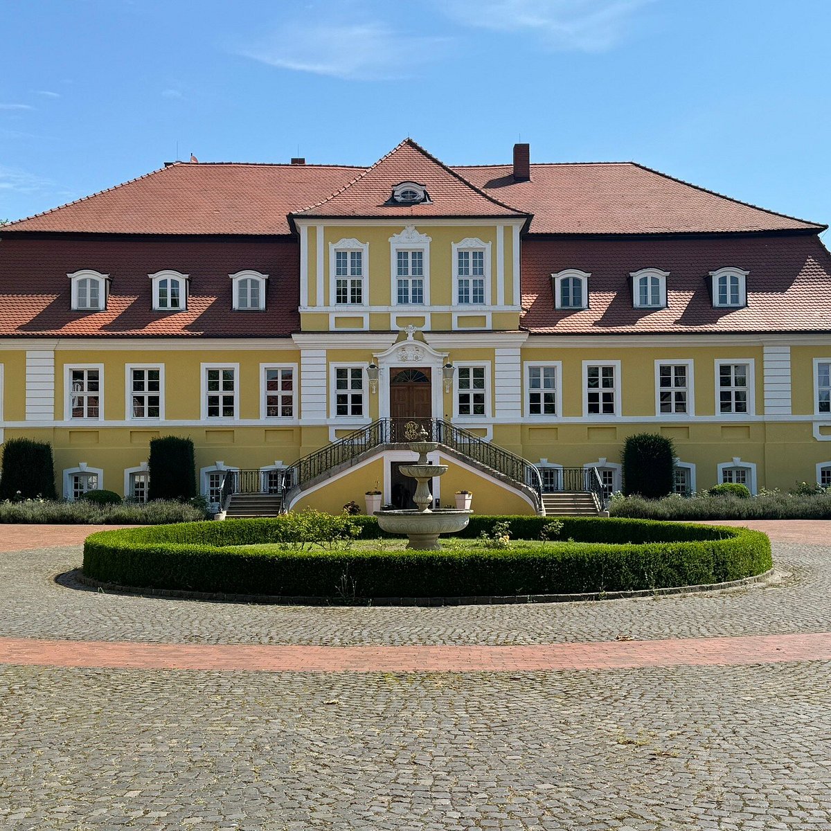 Bismarck-Schloss Döbbelin – Bild 6