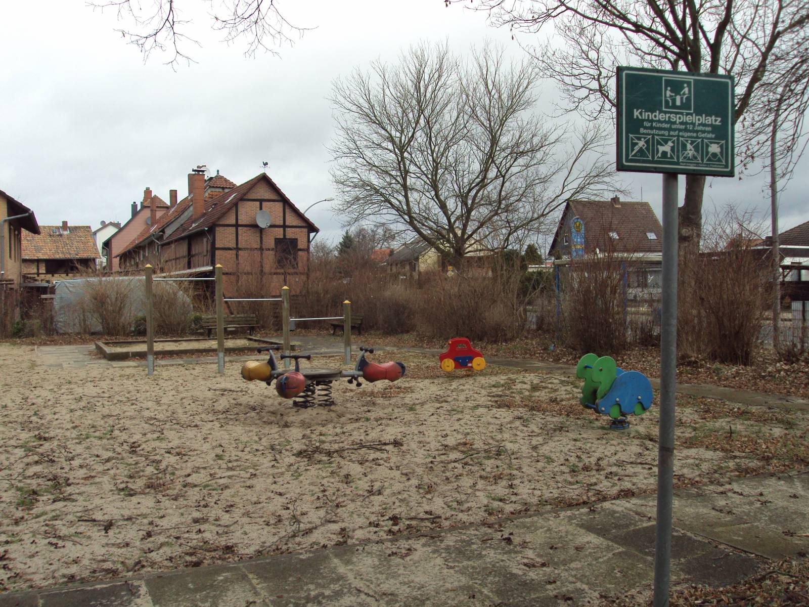 Spielplatz – Bild 4