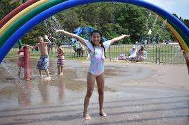 Victoria Park Outdoor Pool & Splash Pad – Bild 3