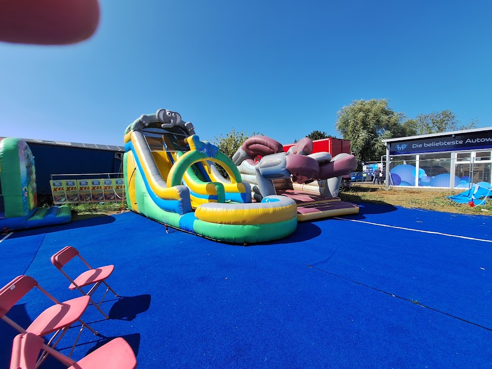 XXl Hüpfburgenstadt Zehlendorf – Bild 1