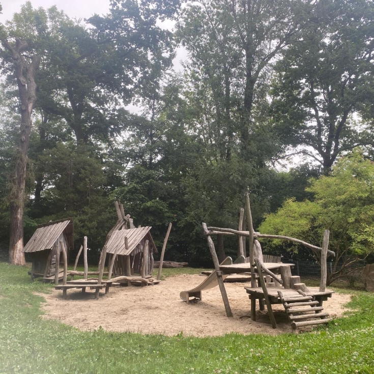 Spielplatz Dachsbergstraße – Bild 1