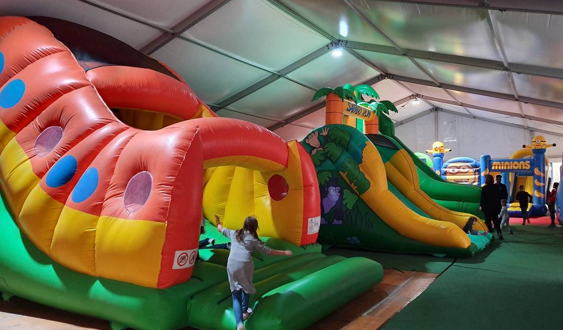 Kinderarena Vermietung Hüpfburgen und Zeltverleih – Bild 6